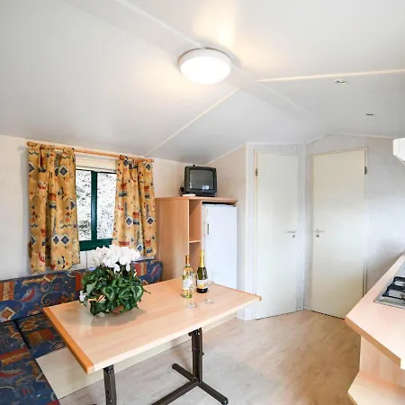 Mobilhome B - Aeg402 By Interhome